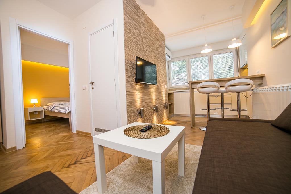 Apartments King Milan, City Center Beograd Bagian luar foto