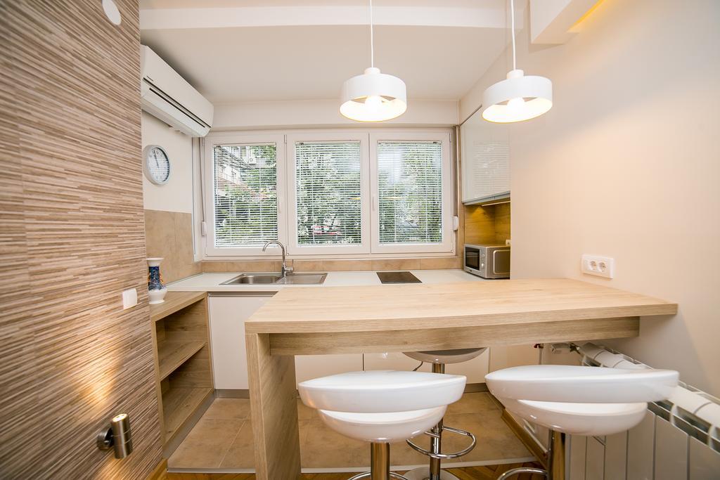 Apartments King Milan, City Center Beograd Bagian luar foto