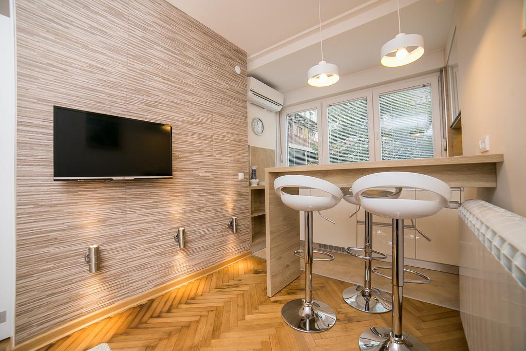 Apartments King Milan, City Center Beograd Bagian luar foto