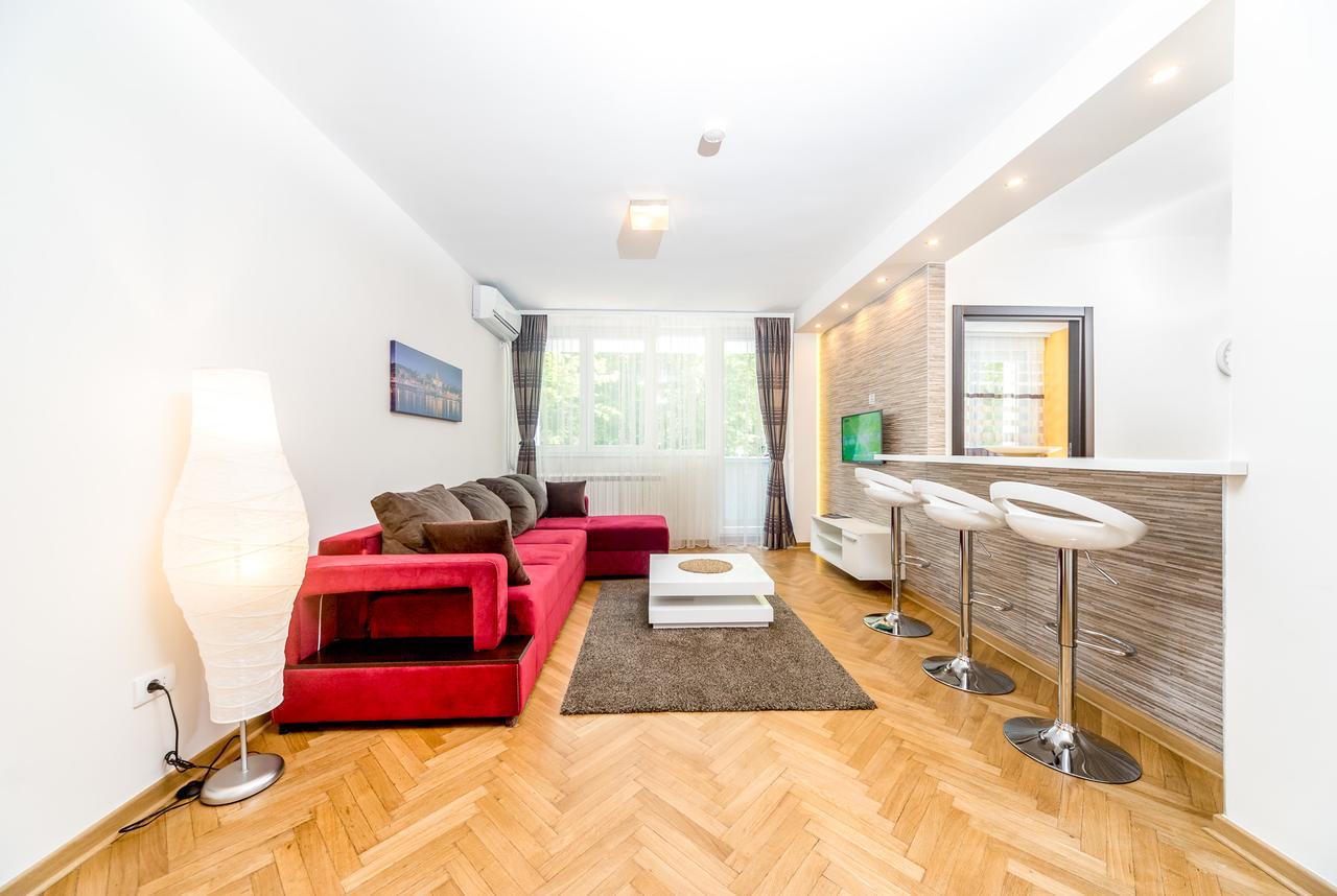 Apartments King Milan, City Center Beograd Bagian luar foto