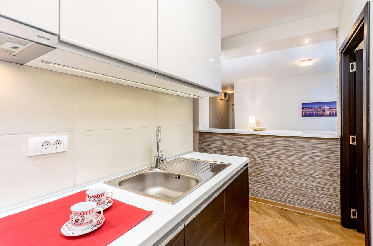 Apartments King Milan, City Center Beograd Bagian luar foto