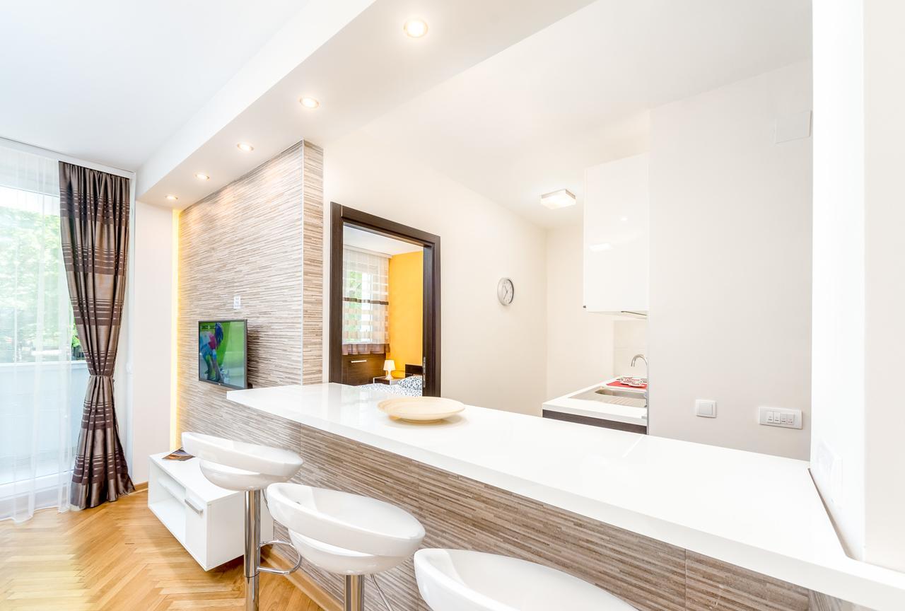 Apartments King Milan, City Center Beograd Bagian luar foto
