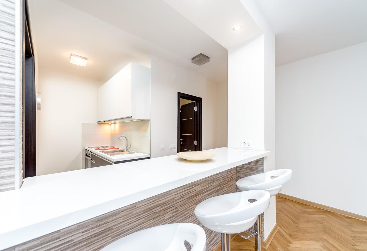 Apartments King Milan, City Center Beograd Bagian luar foto